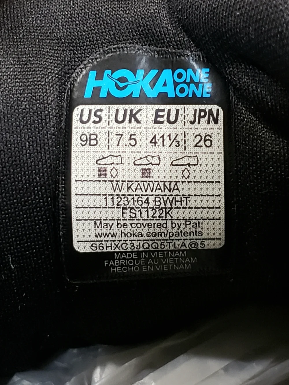 HOKA ONE ONE Women's Kawana Running Shoes (9B) Black/White